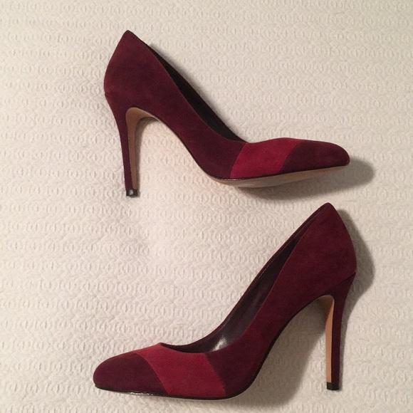 Saks Fifth Avenue Dark Eggplant Stilettos - Picture 3 of 7